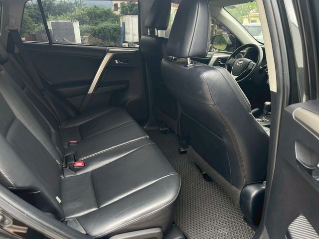 一手車！定速、Ｉ－ＫＥＹ、倒車顯影、衛星導航  第10張相片