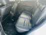 頂規  全車原鈑件 免鑰匙 倒車影像 衛星導航 定速  換檔撥片  ISOFIX  第10張縮圖