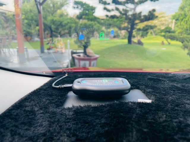 僅跑1萬多公里！新車保固中．．．原版鍵、頂規、I-KEY、定速、盲點、倒車顯影  第6張相片
