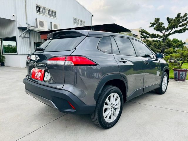 全車原版件、 I-KEY 、定速 、光感應頭燈 、 ACC主動跟車系統、 AEB自動緊急煞車系統、 車道維持輔助系統  第19張相片