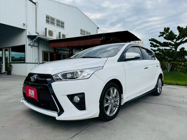 不敗經典小車  一年跑不到一萬公里✅I-KEY ✅恆溫空調✅兒童安全鎖✅導航✅藍芽✅倒車影像✅音響快撥鍵  第1張相片