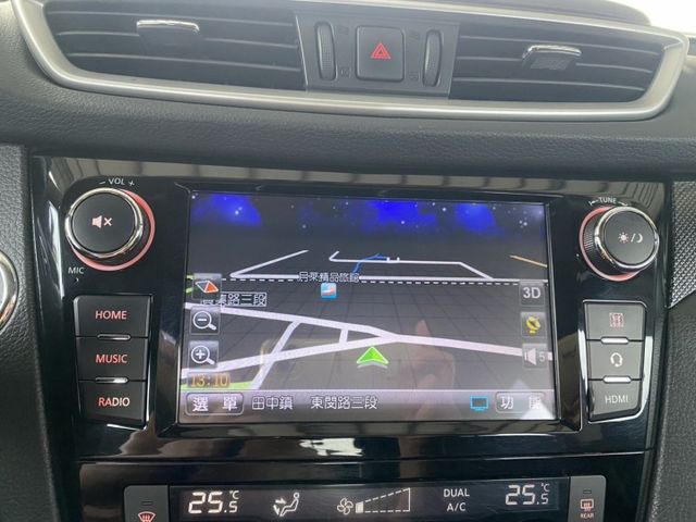 X-TRAIL  第8張相片