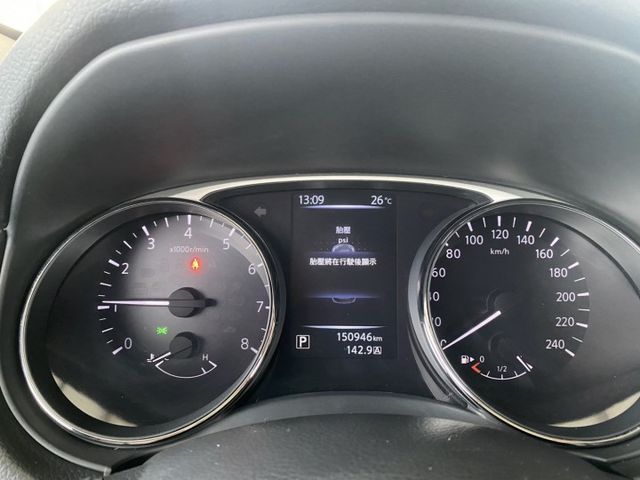 X-TRAIL  第10張相片
