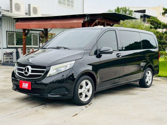 V250D、自用一手車、全車原版件、八人座、定速巡航、電動尾門、電動側滑門 、ISOFIT  第1張相片