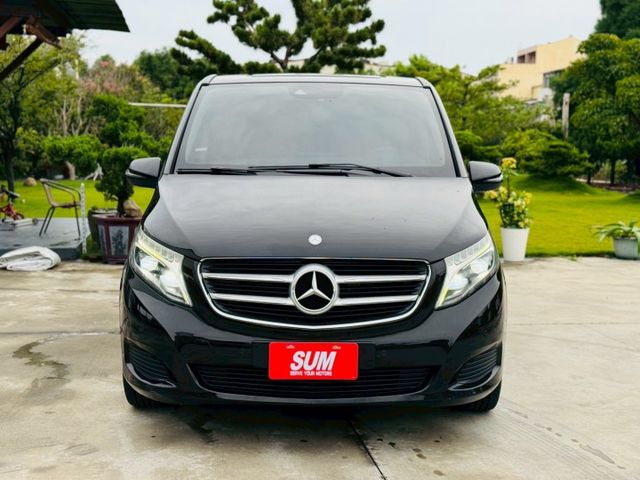 V250D、自用一手車、全車原版件、八人座、定速巡航、電動尾門、電動側滑門 、ISOFIT  第2張相片