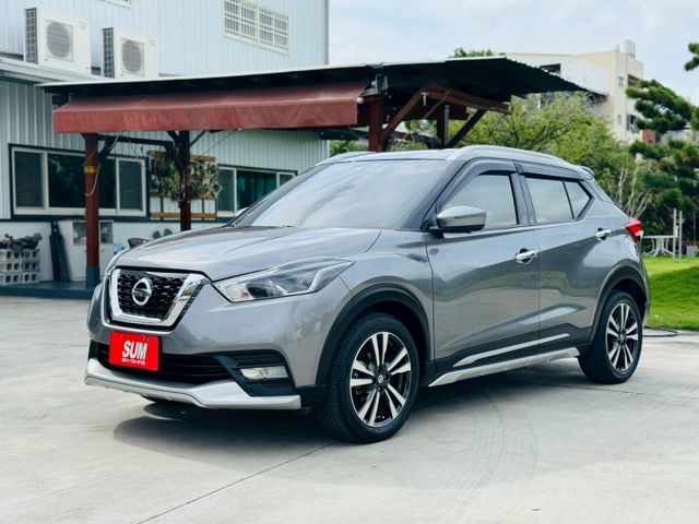 智行旗艦版、僅跑4萬公里、全車原版件、一手車女用車、環景系統、全原廠保養  第1張相片