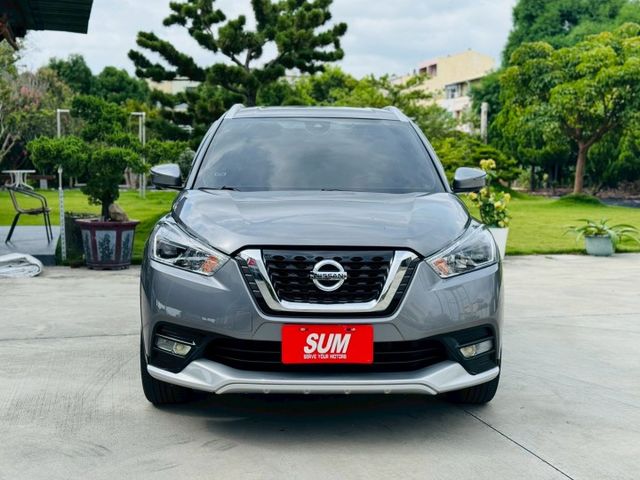 智行旗艦版、僅跑4萬公里、全車原版件、一手車女用車、環景系統、全原廠保養  第2張相片