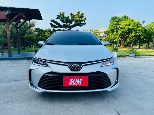 國民神車 全車原版件  方向盤快控鍵 定速 光感應頭燈  ACC 車道偏離警示系統  AEB自動緊急煞車系 ISOFIX  第2張相片