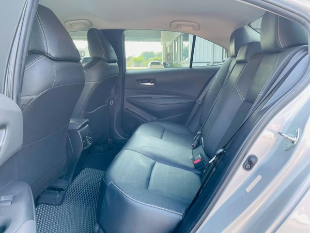 國民神車 全車原版件  方向盤快控鍵 定速 光感應頭燈  ACC 車道偏離警示系統  AEB自動緊急煞車系 ISOFIX  第13張相片