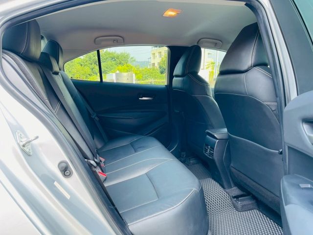 國民神車 全車原版件  方向盤快控鍵 定速 光感應頭燈  ACC 車道偏離警示系統  AEB自動緊急煞車系 ISOFIX  第14張相片