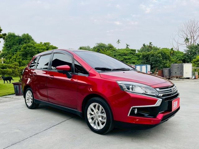 全原廠保養、全車原版件、僅跑3萬公里、定速、音響快控、環景系統、安卓機、電尾門、恆溫空調、電子後視鏡  第2張相片