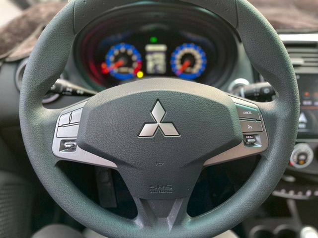 全原廠保養、全車原版件、僅跑3萬公里、定速、音響快控、環景系統、安卓機、電尾門、恆溫空調、電子後視鏡  第4張相片