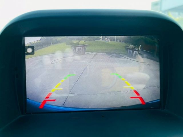 1.0渦輪增壓 運動型  全車原版件  省油省稅金 免鑰匙啟動  方向盤快控鍵 安卓機 倒車影像 衛星導航  第10張相片