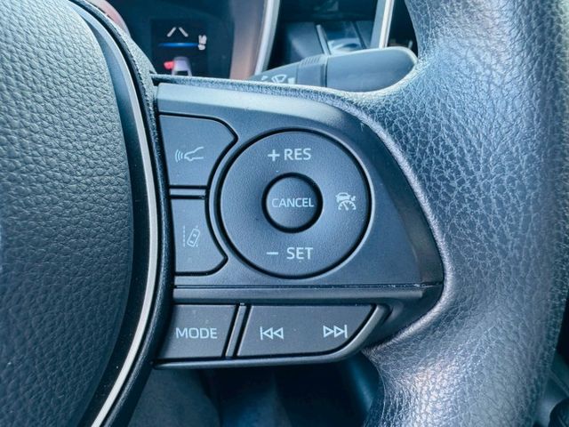 全車原版件！油電、僅跑8000公里、新車保固中!  第7張相片