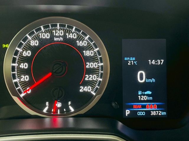 豪華版、全車原版件！新車保固中！僅跑3000公里！里程保證！  第10張相片