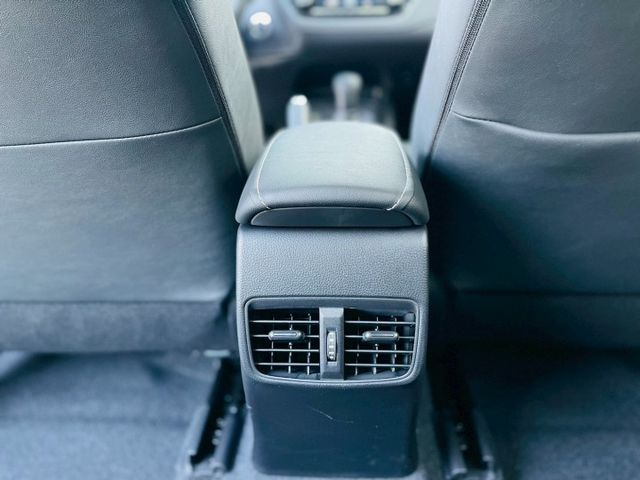 豪華版、全車原版件！新車保固中！僅跑3000公里！里程保證！  第17張相片