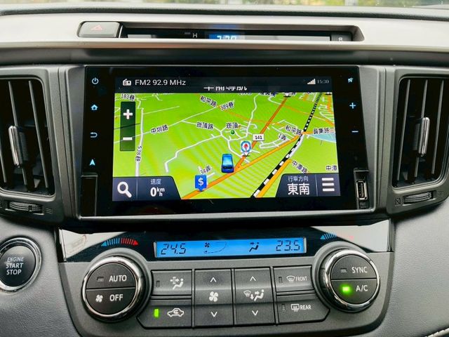 稀有尊爵版、ACC跟車、全車原版件、僅跑10萬公里、里程保證!  第13張相片