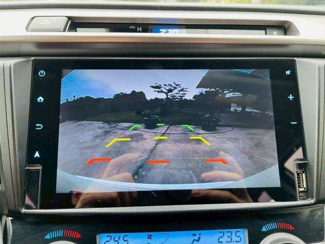 稀有尊爵版、ACC跟車、全車原版件、僅跑10萬公里、里程保證!  第14張相片