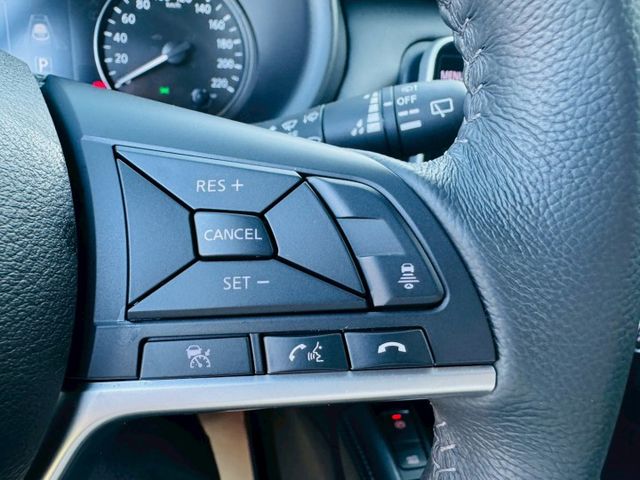 旗艦版、JBL音響、黑化鋁圈、黑化尾翼、全車原版件！新車保固中、僅跑6500km！  第5張相片