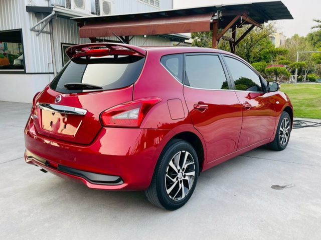 旗艦版  免鑰匙、CarPlay、全車原版件、女用一手車、盲點系統、僅跑5萬公里  第18張相片