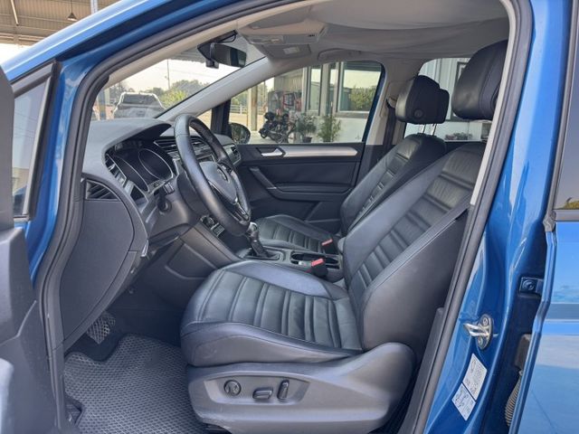 5+2人座、1.4渦輪增壓、底盤安靜無異音、全車原版件、電尾門、雙區恆溫、無漏油(車輛整備中)  第3張相片