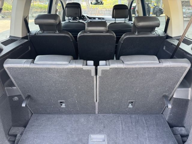 5+2人座、1.4渦輪增壓、底盤安靜無異音、全車原版件、電尾門、雙區恆溫、無漏油(車輛整備中)  第9張相片