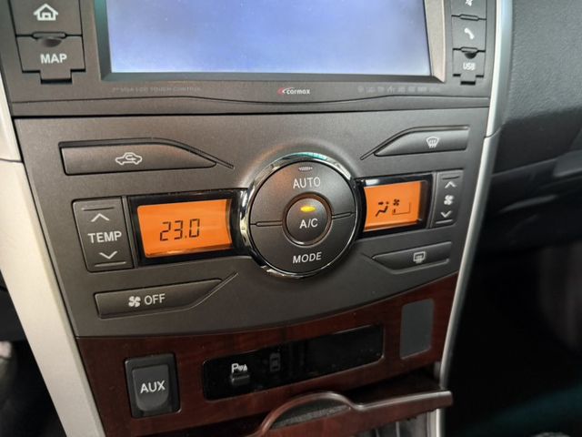 全車原版件、全原廠保養！在地一手車、定速、恆溫、僅跑１５萬公里！  第6張相片