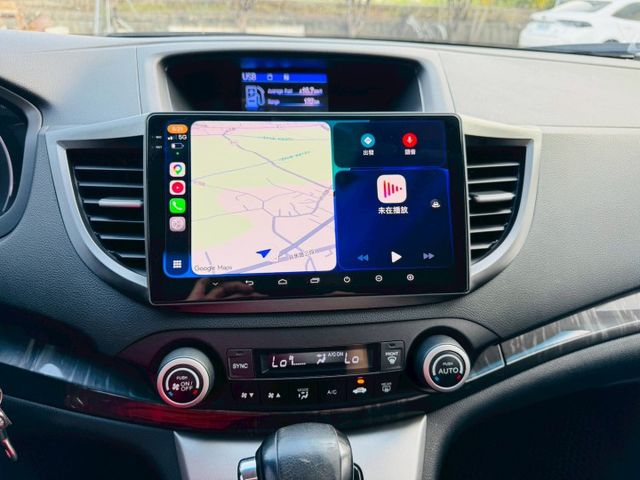 超漂亮氣氛、全車原版件、僅跑13萬公里、加裝安卓機、APPLE CARPLAY、環景系統、VTI-S版、換檔撥片、天窗  第8張相片