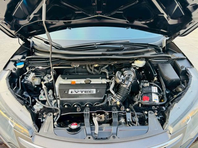 超漂亮氣氛、全車原版件、僅跑13萬公里、加裝安卓機、APPLE CARPLAY、環景系統、VTI-S版、換檔撥片、天窗  第14張相片