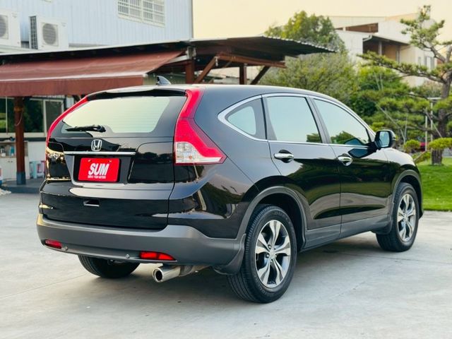 超漂亮氣氛、全車原版件、僅跑13萬公里、加裝安卓機、APPLE CARPLAY、環景系統、VTI-S版、換檔撥片、天窗  第15張相片