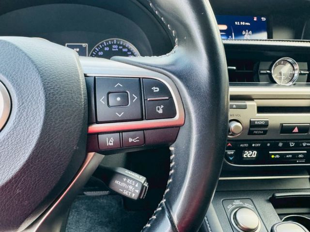 全車原版件、氣氛綿密、雙電動座椅、ACC跟車系統、車道偏移警示、天窗、免鑰匙啟動、僅跑10萬公里  第5張相片