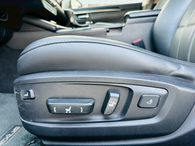 全車原版件、氣氛綿密、雙電動座椅、ACC跟車系統、車道偏移警示、天窗、免鑰匙啟動、僅跑10萬公里  第6張相片