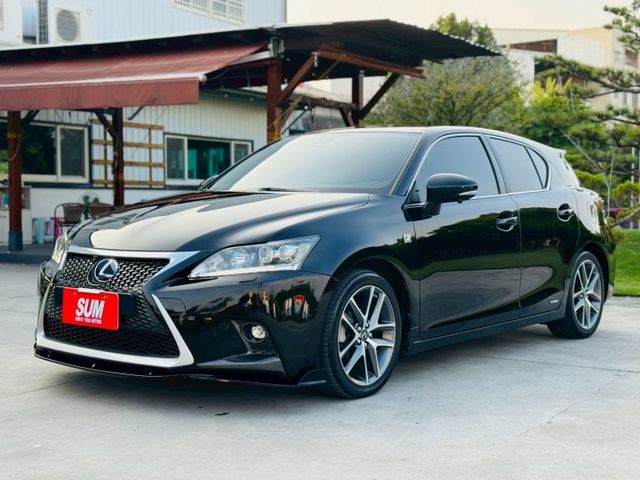 稀有F-SPORT版、大電池已更換、全車原版件、加裝安卓機、環景系統  第1張相片