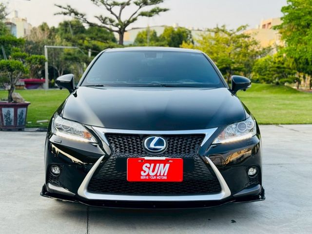 稀有F-SPORT版、大電池已更換、全車原版件、加裝安卓機、環景系統  第2張相片