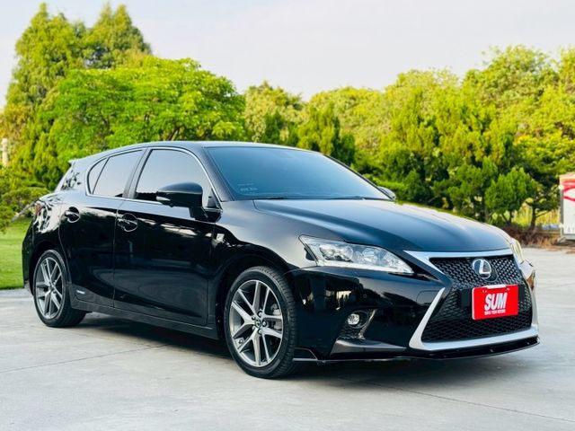 稀有F-SPORT版、大電池已更換、全車原版件、加裝安卓機、環景系統  第3張相片