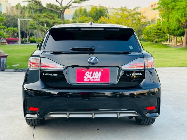 稀有F-SPORT版、大電池已更換、全車原版件、加裝安卓機、環景系統  第15張相片