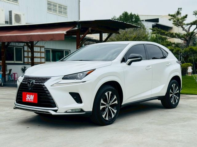 全原廠保養、全車原版件、中部車庫車、一手車、環景系統、ACC跟車系統、車道偏移、盲點系統、稀有白色漂亮車、現車促銷中!!  第1張相片