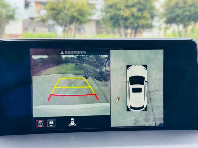 全原廠保養、全車原版件、中部車庫車、一手車、環景系統、ACC跟車系統、車道偏移、盲點系統、稀有白色漂亮車、現車促銷中!!  第9張相片