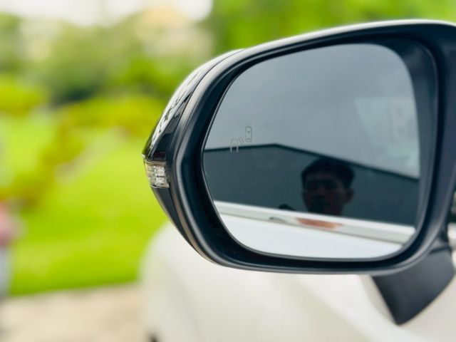 全原廠保養、全車原版件、中部車庫車、一手車、環景系統、ACC跟車系統、車道偏移、盲點系統、稀有白色漂亮車、現車促銷中!!  第16張相片