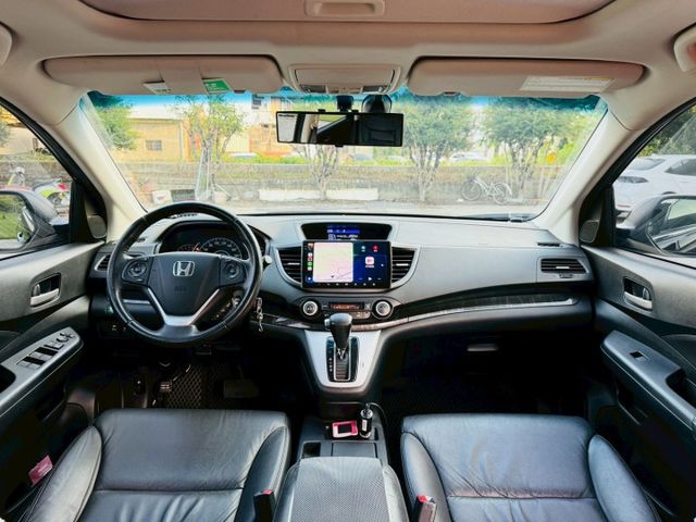 超漂亮氣氛、全車原版件、僅跑13萬公里、加裝安卓機、APPLE CARPLAY、環景系統、VTI-S版、換檔撥片、天窗  第13張相片