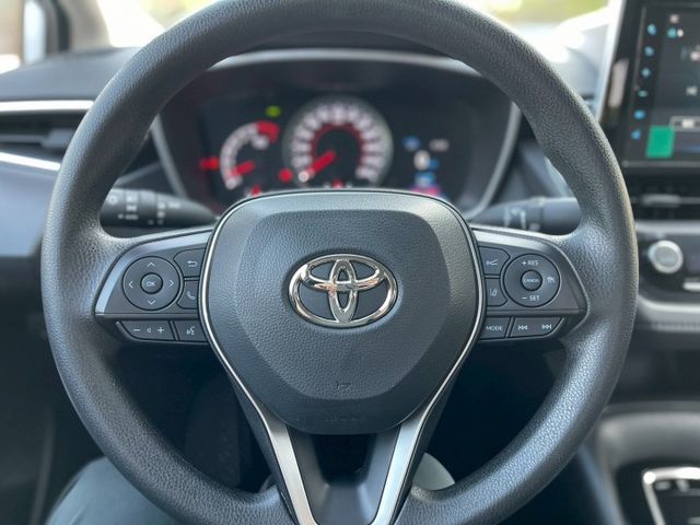 豪華版、全車原版件！新車保固中！僅跑7000公里！里程保證！  第12張相片