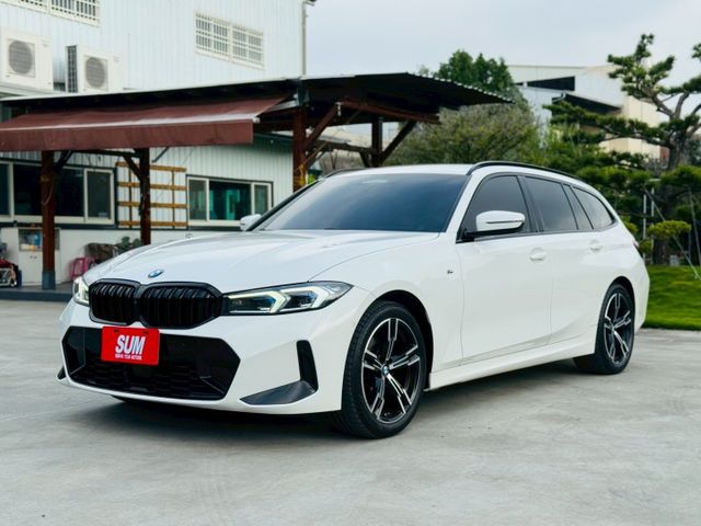320I TOURING、全車原版件、ID8曲面螢幕、M版、全原廠保養、環景系統、電尾門、抬顯、女用車  第1張相片