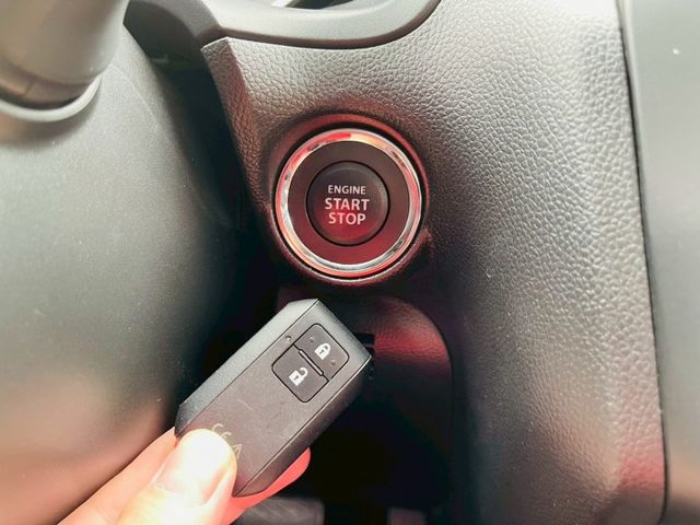 女用一手車、安卓機、環景系統、ACC跟車系統、換檔快撥、盲點系統  第9張相片
