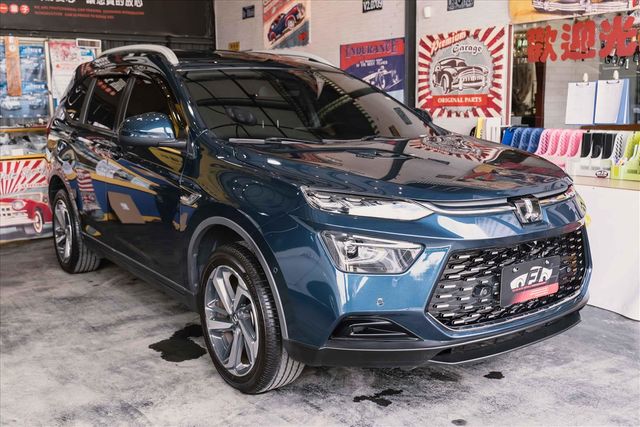 2021 納智捷 URX 1.8 深藍  第1張相片