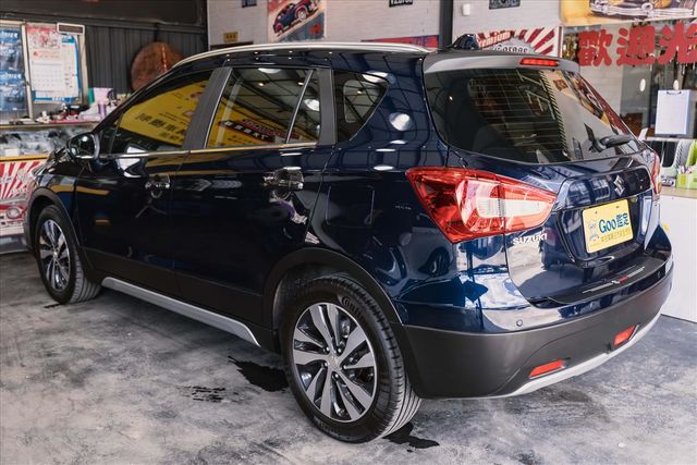 2021 鈴木 SX4 1.4 深藍  第2張相片