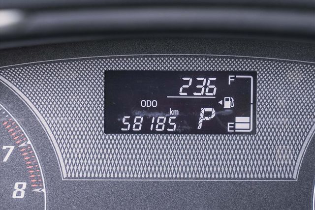 2018 豐田 喜恩塔 1.8 黑  第20張相片