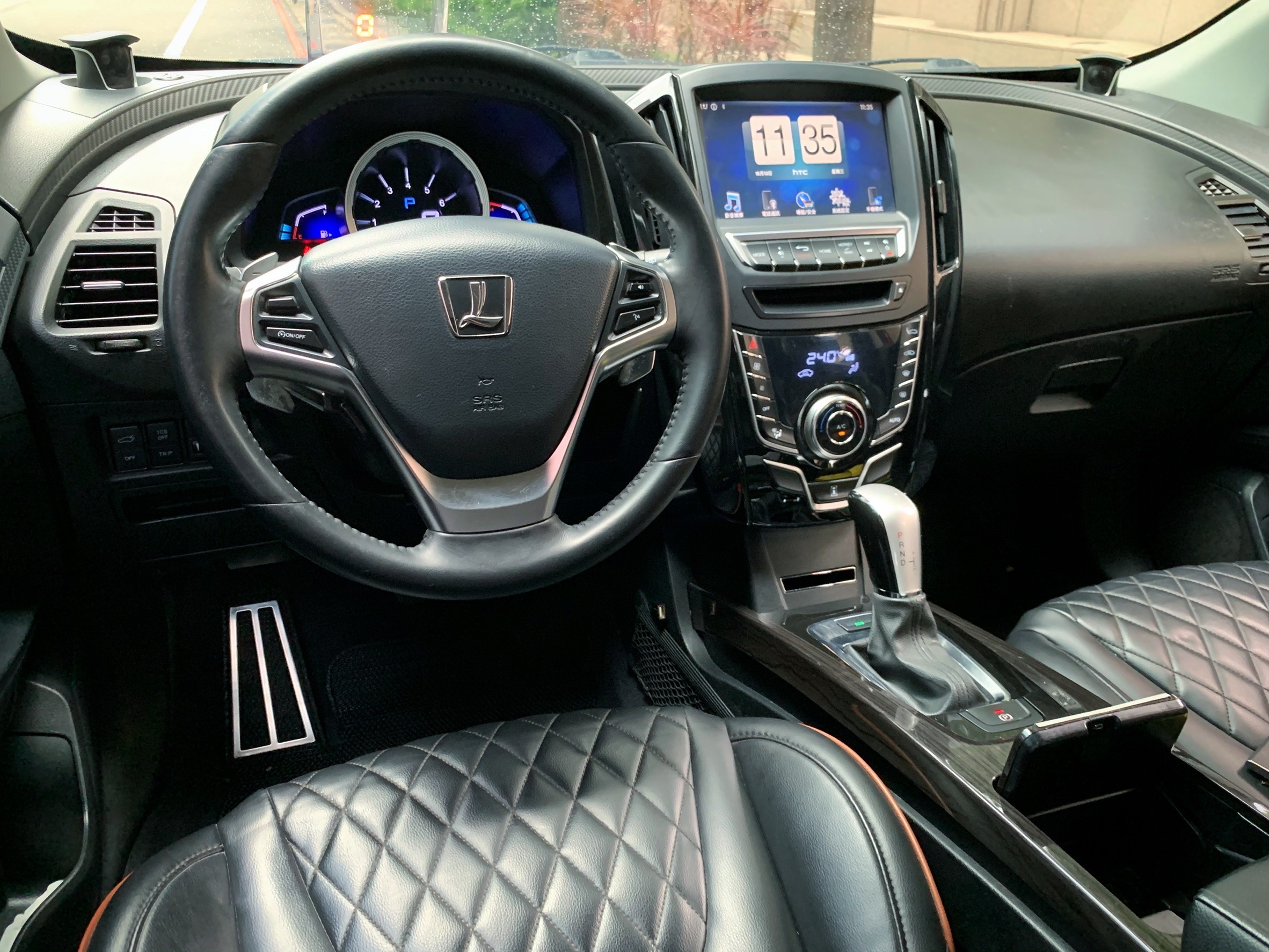 2015 LUXGEN U6 eco 2.0 頂級  第3張相片
