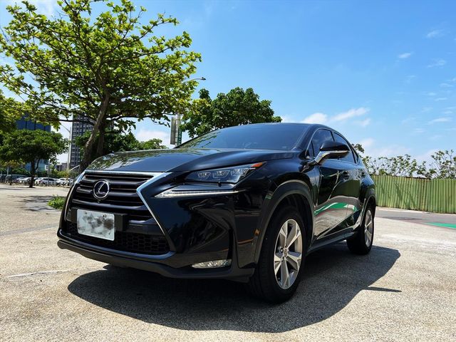 2015 LEXUS NX300h 旗艦  第1張相片