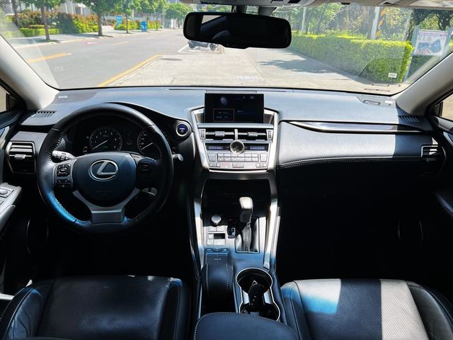 2015 LEXUS NX300h 旗艦  第5張相片