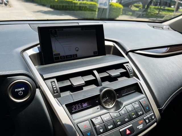 2015 LEXUS NX300h 旗艦  第12張相片
